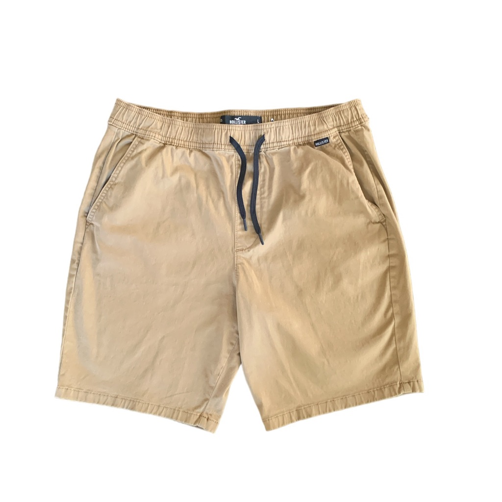 Men’s Large Khaki Jogger Shorts. Drawstring Waist, Front Pockets, 9" Inseam.